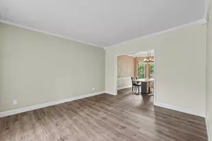 2807 Cherry Hills Dr, Champaign, IL 61822 - Photo 5