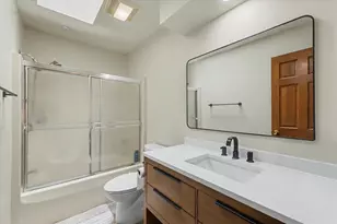 2807 Cherry Hills Dr, Champaign, IL 61822 - Photo 33