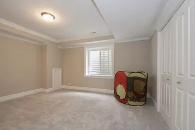 1063 Osterman Avenue, Deerfield, IL 60015 - Photo 17