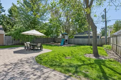 1063 Osterman Avenue, Deerfield, IL 60015 - Photo 27