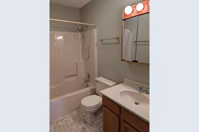 3444 Daren Drive #3444, Freeport, IL 61032 - Photo 15