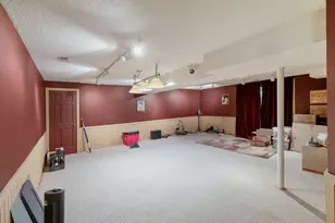 8035 Wolf Rd, La Grange, IL 60525 - Photo 17