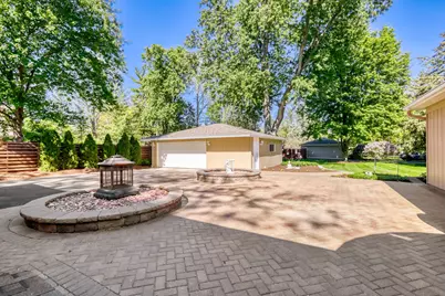 8035 Wolf Road, La Grange, IL 60525 - Photo 33