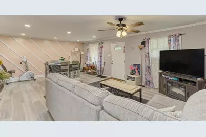 105 Queenswood Road, Bolingbrook, IL 60440 - Photo 3