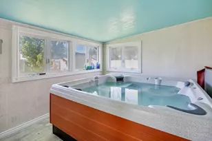 898 Debra Ln, Elk Grove Village, IL 60007 - Photo 15