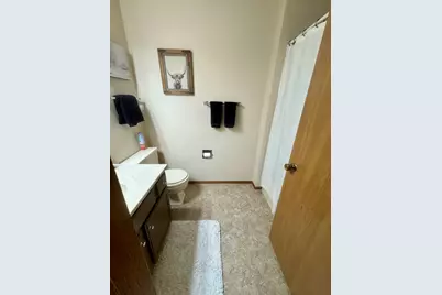 2430 E 51st Street #C, Davenport, IA 52807 - Photo 15
