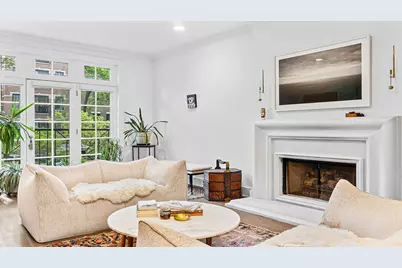 820 W Buckingham Place #1, Chicago, IL 60657 - Photo 3
