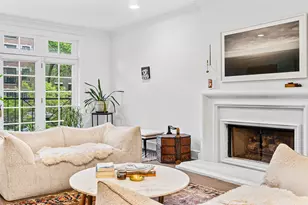 820 W Buckingham Pl, Chicago, IL 60657 - Photo 3
