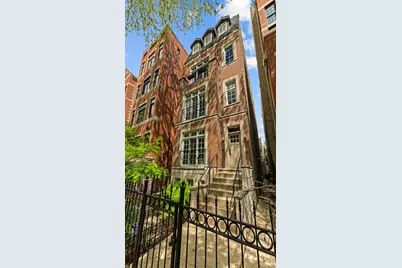 820 W Buckingham Place #1, Chicago, IL 60657 - Photo 1