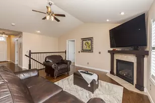 1412 Kickapoo Creek Rd, Bloomington, IL 61705 - Photo 19
