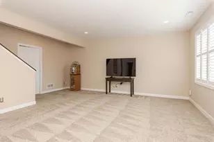 1412 Kickapoo Creek Rd, Bloomington, IL 61705 - Photo 35