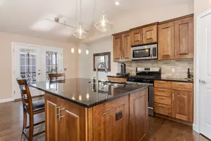 1412 Kickapoo Creek Rd, Bloomington, IL 61705 - Photo 17