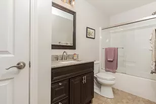 1412 Kickapoo Creek Rd, Bloomington, IL 61705 - Photo 29