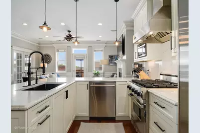 2222 W Belmont Avenue #503, Chicago, IL 60618 - Photo 5