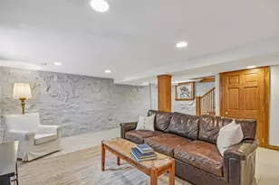 734 Gunderson Ave, Oak Park, IL 60304 - Photo 39