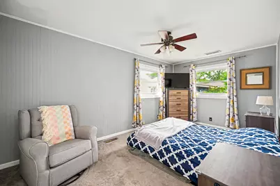 911 Lilac Lane, Joliet, IL 60435 - Photo 13