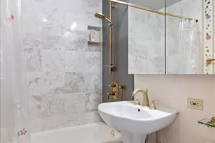 2626 N Lakeview Ave, Chicago, IL 60614 - Photo 15