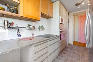2626 N Lakeview Ave, Chicago, IL 60614 - Photo 9