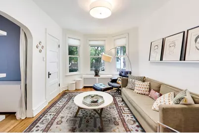 2433 W Hutchinson Street, Chicago, IL 60618 - Photo 5