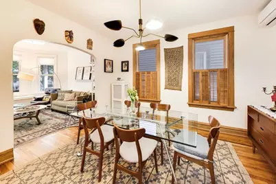 2433 W Hutchinson Street, Chicago, IL 60618 - Photo 7