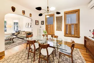 2433 W Hutchinson St, Chicago, IL 60618 - Photo 7