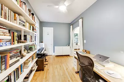 2433 W Hutchinson Street, Chicago, IL 60618 - Photo 15