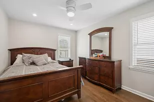 6341 N Tripp Ave, Chicago, IL 60646 - Photo 13