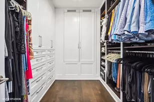 118 E Erie St, Chicago, IL 60611 - Photo 33