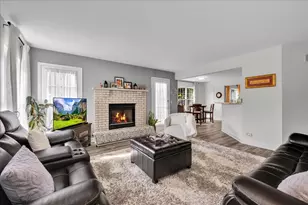 3424 Parliament Ln, Naperville, IL 60564 - Photo 11