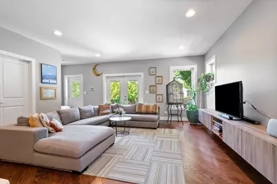 1130 Dewey Avenue, Evanston, IL 60202 - Photo 9