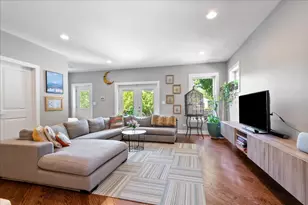 1130 Dewey Ave, Evanston, IL 60202 - Photo 9