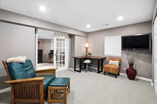 459 Rock Hall Cir, Grayslake, IL 60030 - Photo 15