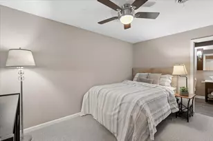 459 Rock Hall Cir, Grayslake, IL 60030 - Photo 17