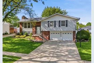 516 Janine Lane, Schaumburg, IL 60193 - Photo 1