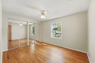 516 Janine Ln, Schaumburg, IL 60193 - Photo 17