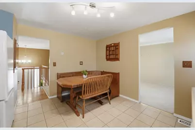 516 Janine Lane, Schaumburg, IL 60193 - Photo 9