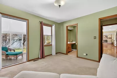 1659 Brittany Lane, Hoffman Estates, IL 60192 - Photo 13
