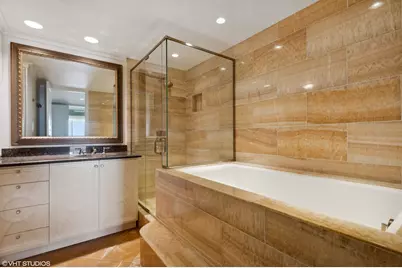 180 E Pearson Street #5906, Chicago, IL 60611 - Photo 13