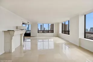 180 E Pearson St, Chicago, IL 60611 - Photo 3