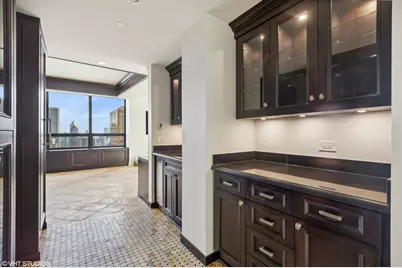 180 E Pearson Street #5906, Chicago, IL 60611 - Photo 9