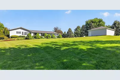 2039 Bernadette Lane, Yorkville, IL 60560 - Photo 3