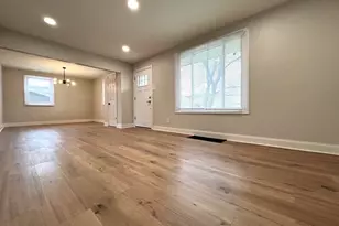17524 Walter St, Lansing, IL 60438 - Photo 5