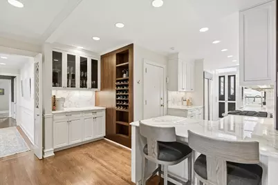 1120 N Lake Shore Drive #16B, Chicago, IL 60611 - Photo 13