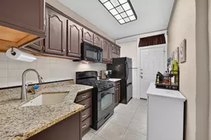 5515 N Winthrop Ave, Chicago, IL 60640 - Photo 13