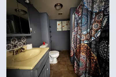 801 N Mill Street, Pontiac, IL 61764 - Photo 9
