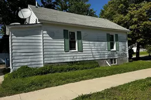 801 N Mill St, Pontiac, IL 61764 - Photo 13