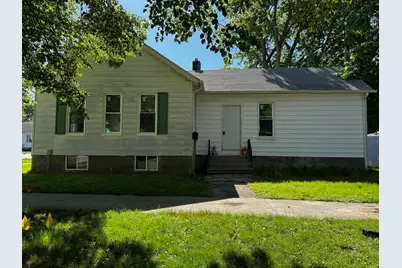 801 N Mill Street, Pontiac, IL 61764 - Photo 1