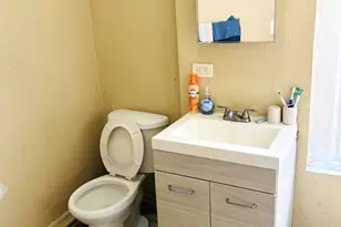 7047 S Eberhart Ave, Chicago, IL 60637 - Photo 21