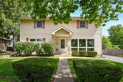 114 W Berkshire Avenue, Lombard, IL 60148 - Photo 1