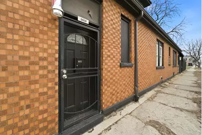 8659 S Kingston Avenue, Chicago, IL 60617 - Photo 5